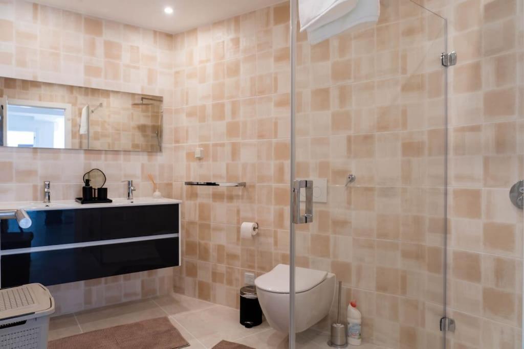 Carvoeiro Roof Top Apartment, Next To The Beach! Exteriör bild